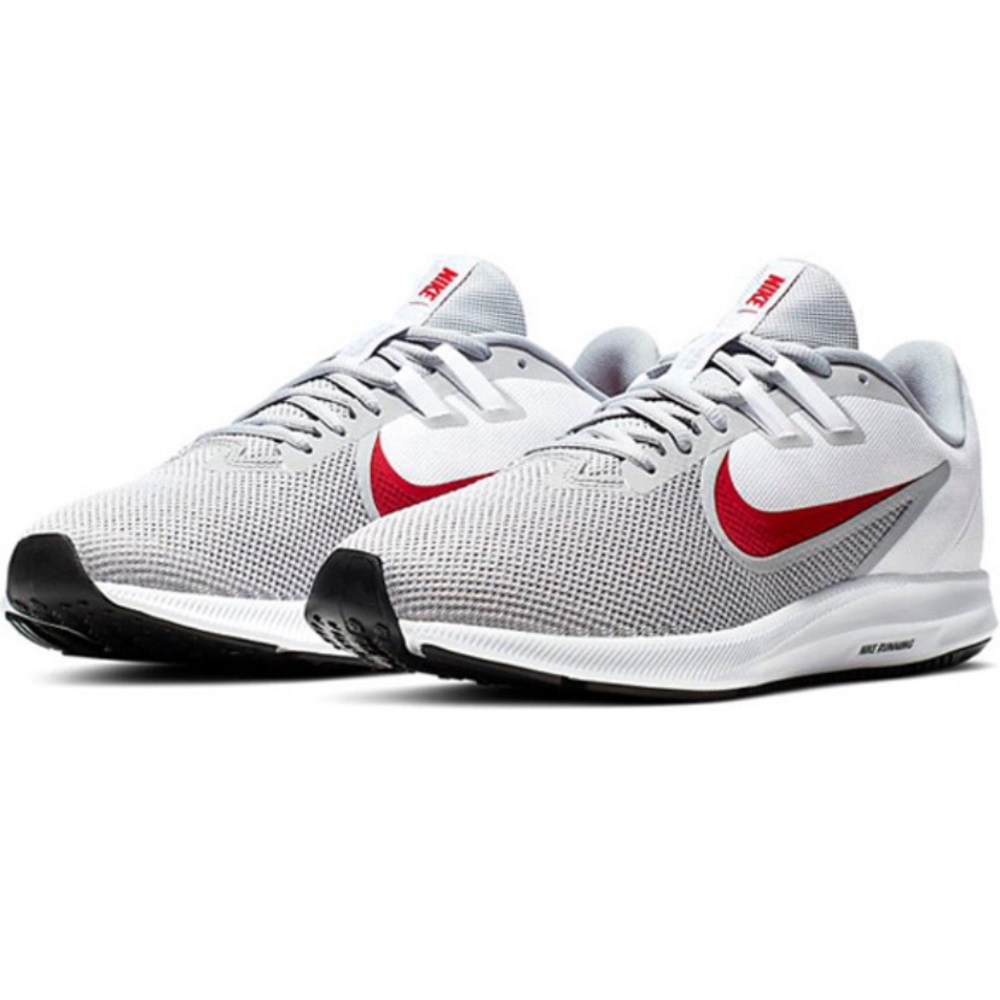 NWOT Men’s Nike Tennis Shoes